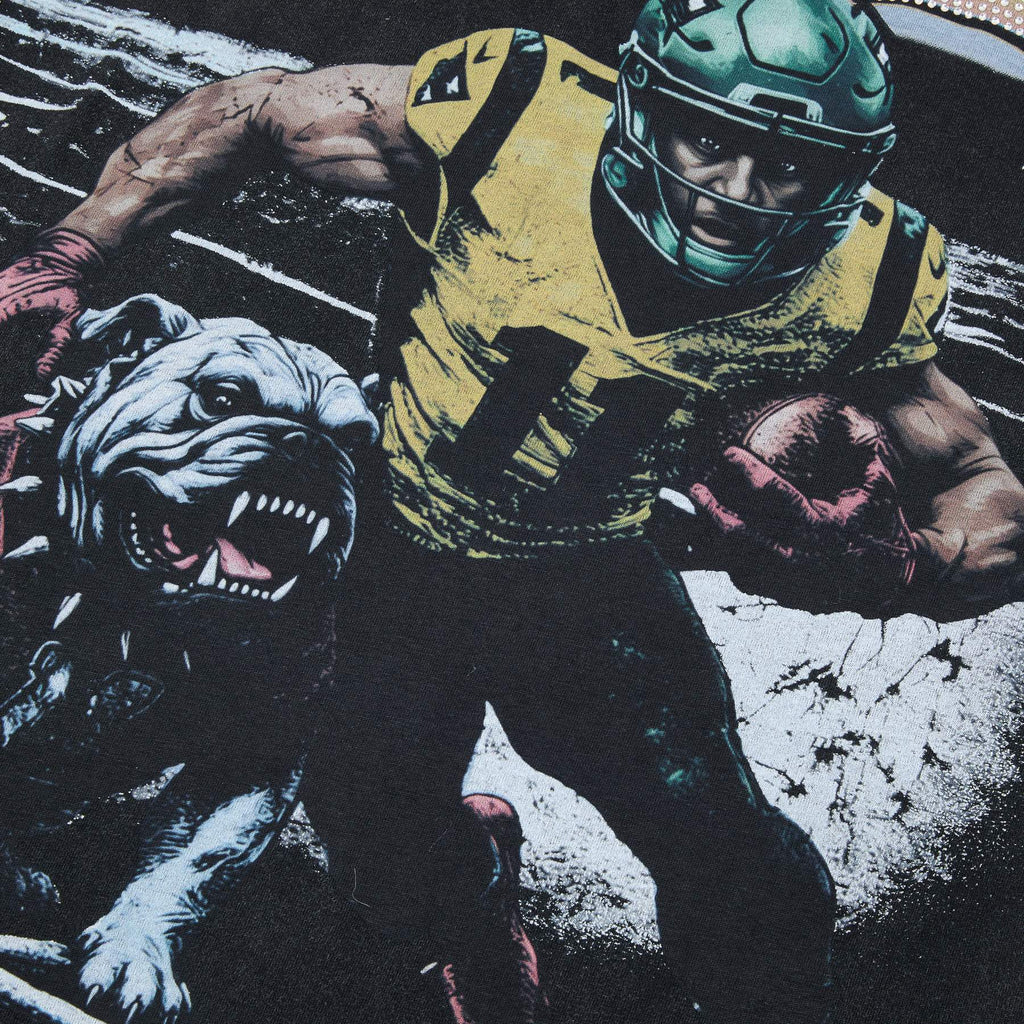 MAJESTIK Bulldog Football Graphic Cropped T-Shirt